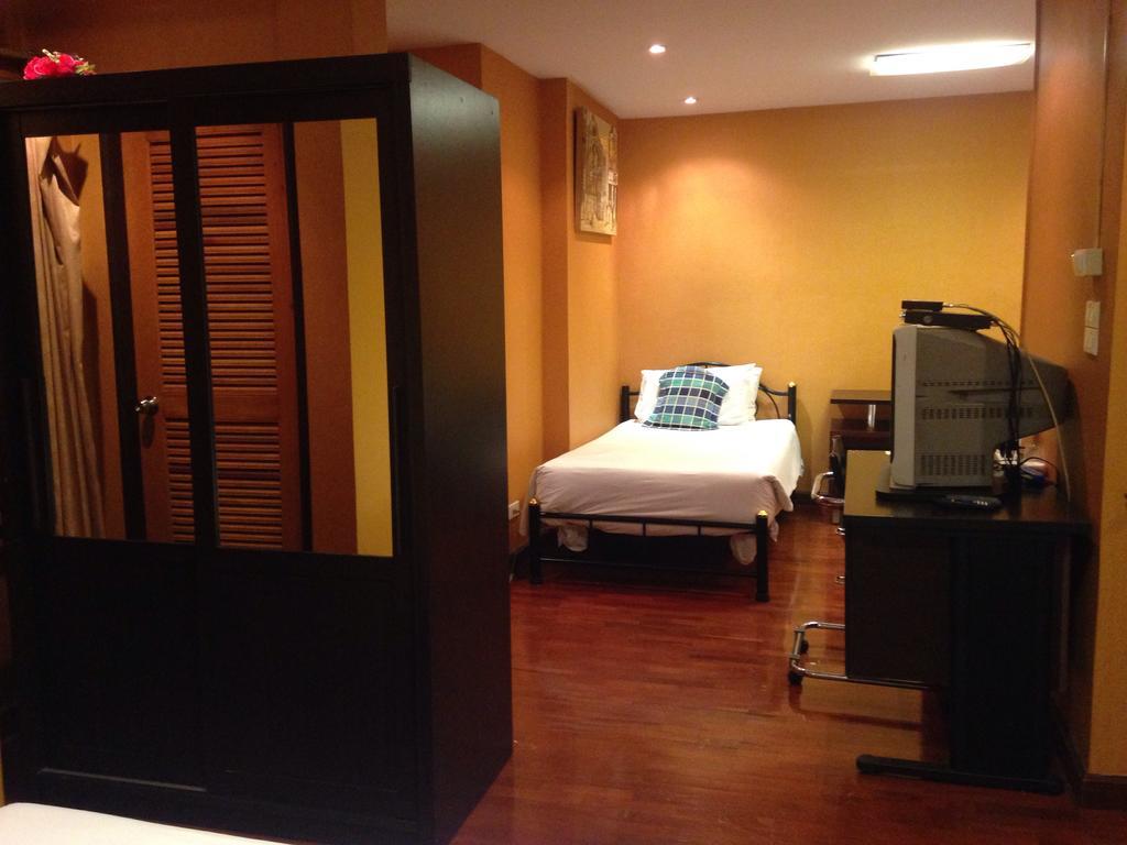 China Guest Inn Bangkok Luaran gambar