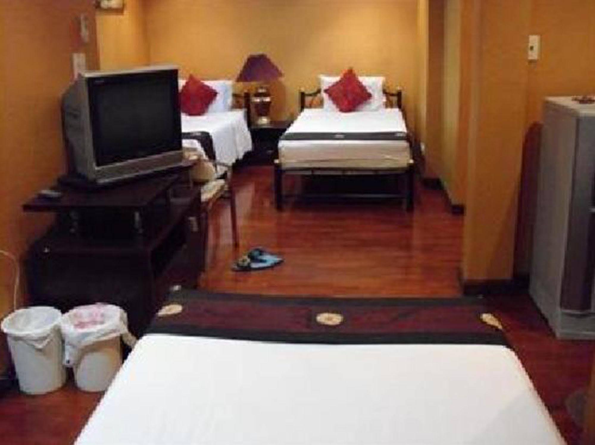 China Guest Inn Bangkok Luaran gambar