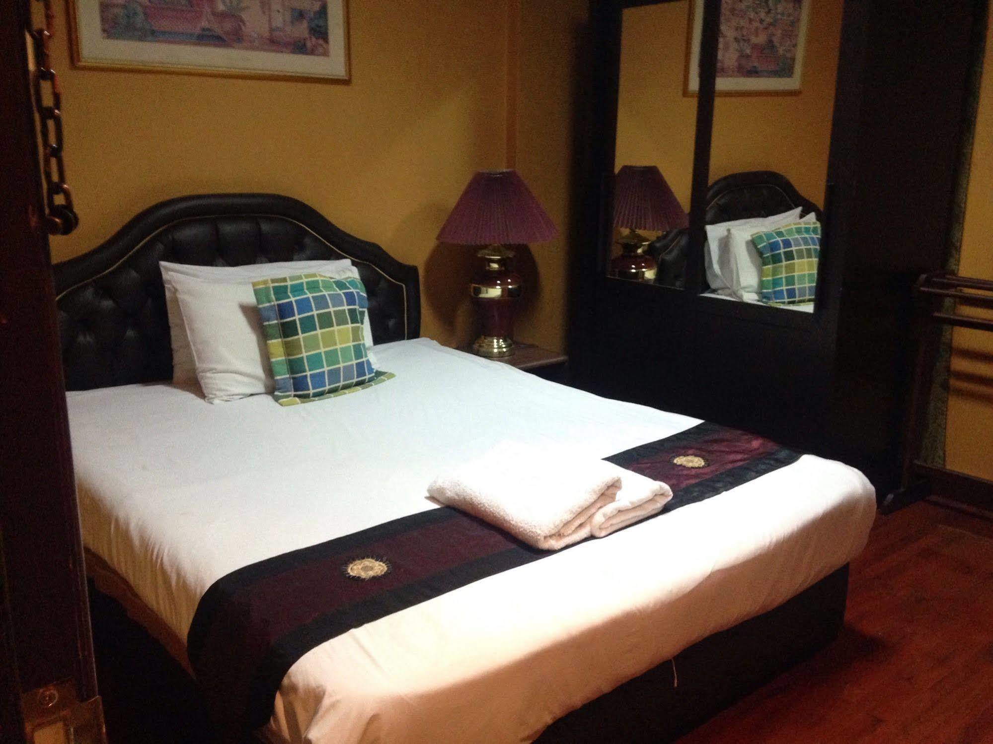 China Guest Inn Bangkok Luaran gambar